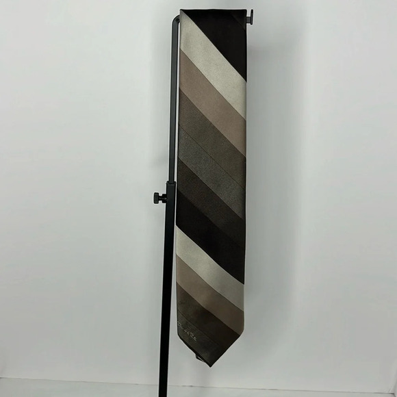 Oscar De La Renta Set Of Mens Suit Ties (2️⃣) - Picture 3 of 10